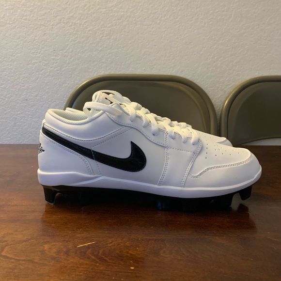 Jordan Retro Mcs Low Baseball Cleats 